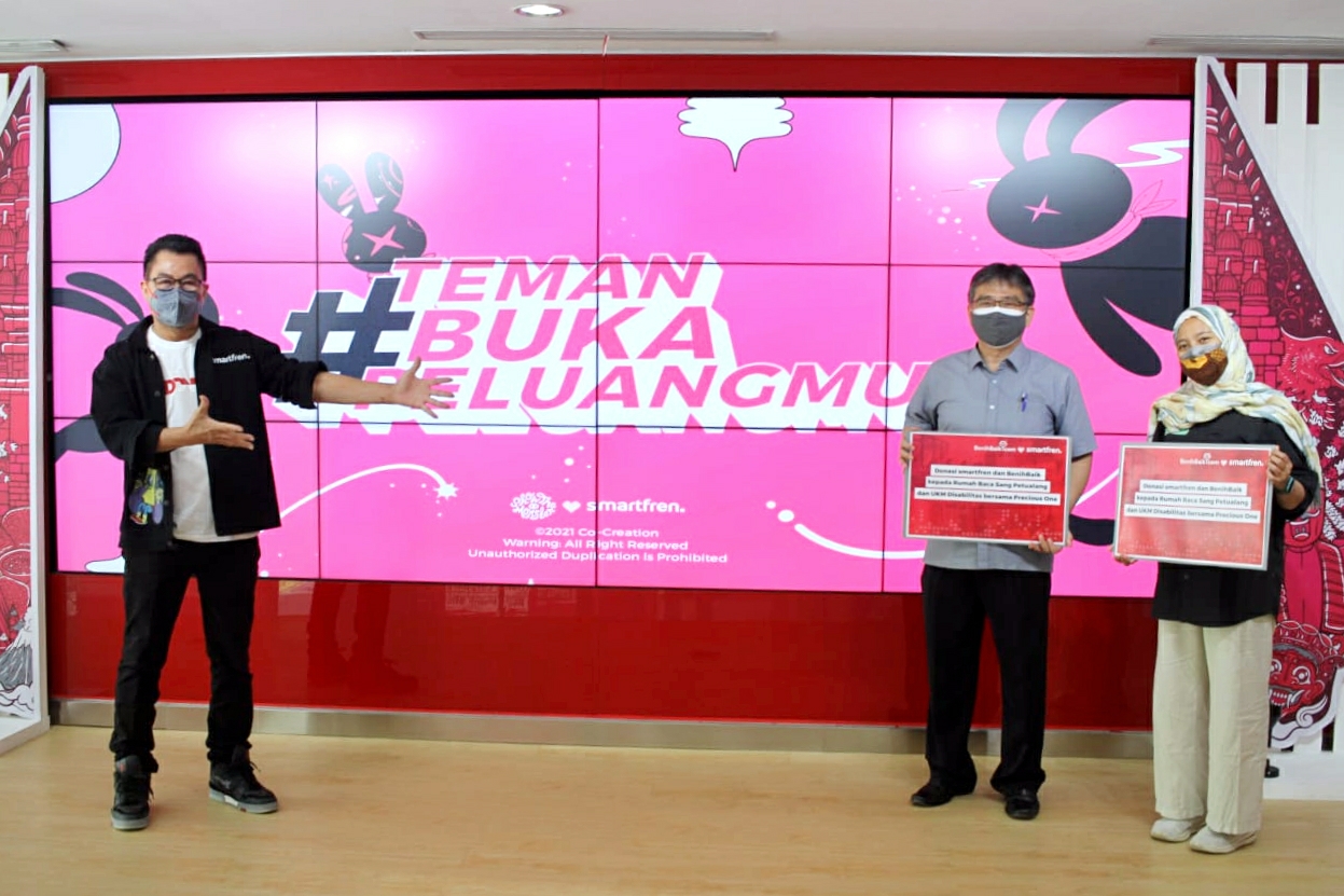 Smartfren Jadi Teman Buka Peluang Untuk Rumah Baca Dan Umkm Disabilitas