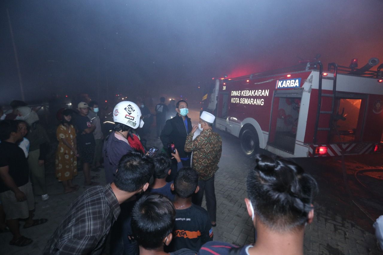 Walikota Tinjau Lokasi Kebakaran Relokasi Pasar Johar MAJT Semarang